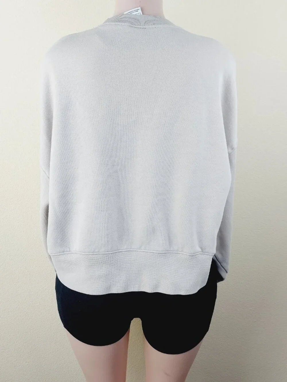 Nike Women's Gray Collection Essential Crew Neck Casual Sweatshirt Size S